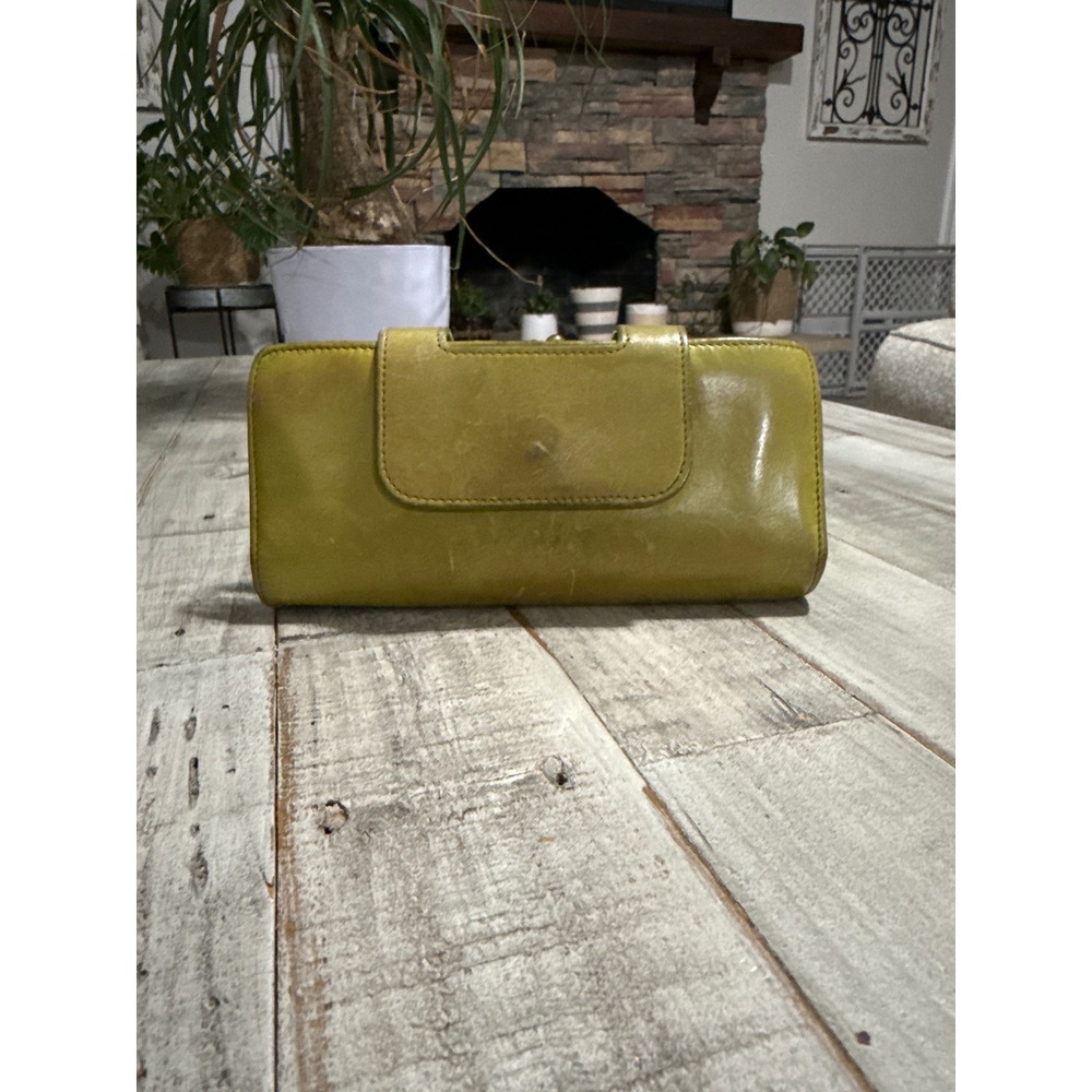 Hobo International Lauren Leather Clutch Wallet Lime Green Kiss Lock Paisley